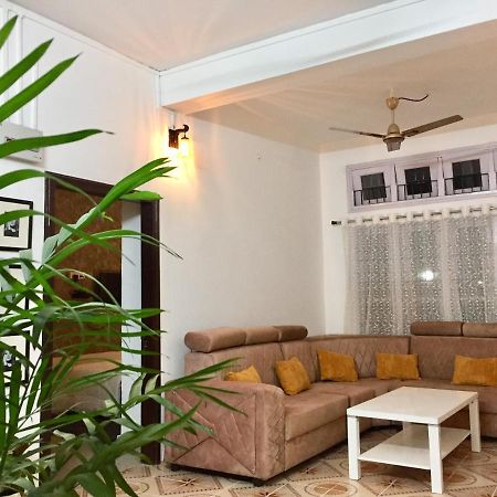La Belleza Guesthouse Γουβαχάτι Εξωτερικό φωτογραφία